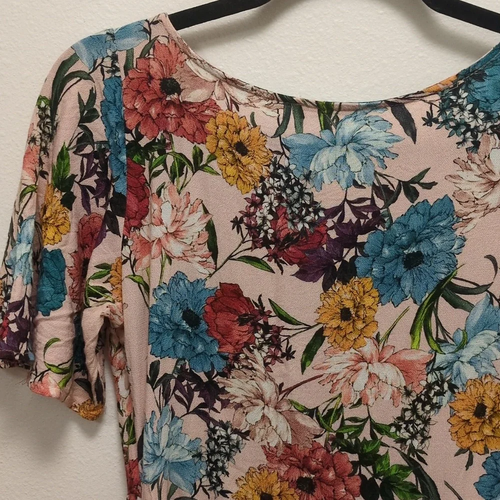 Chic MNG Casuals Floral Mini Dress - Effortless Elegance - Fun - Flirty - EUC - Picture 10 of 11